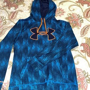 Mens Under Armour Hoodie Size Medium barely worn